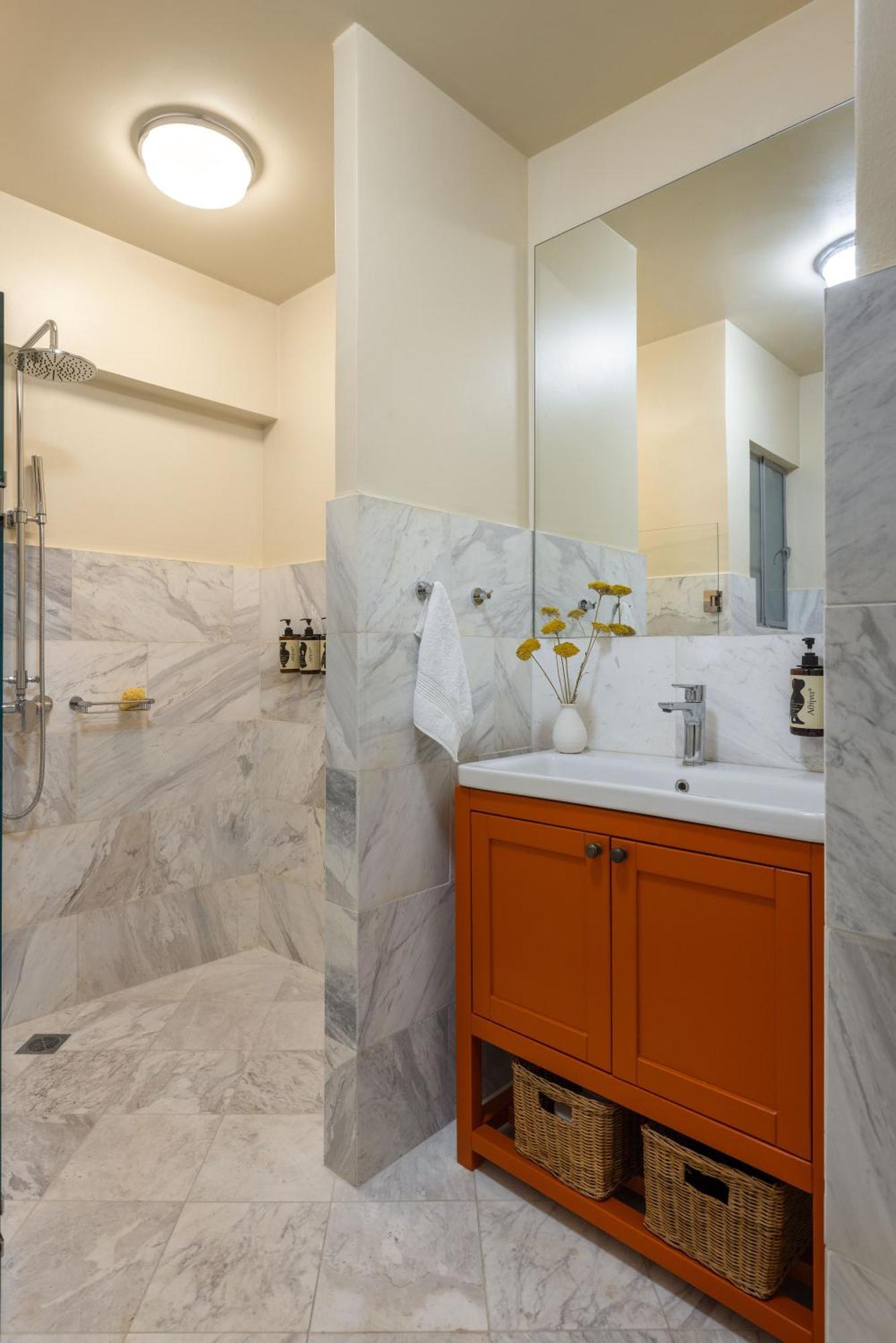 Plano Apartment