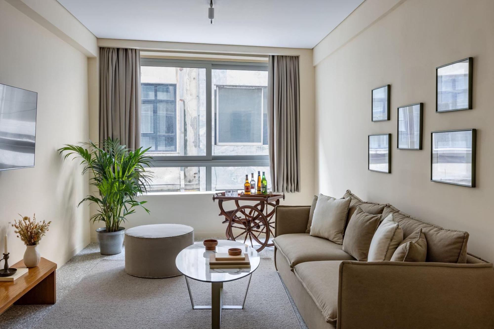 Plano Apartment